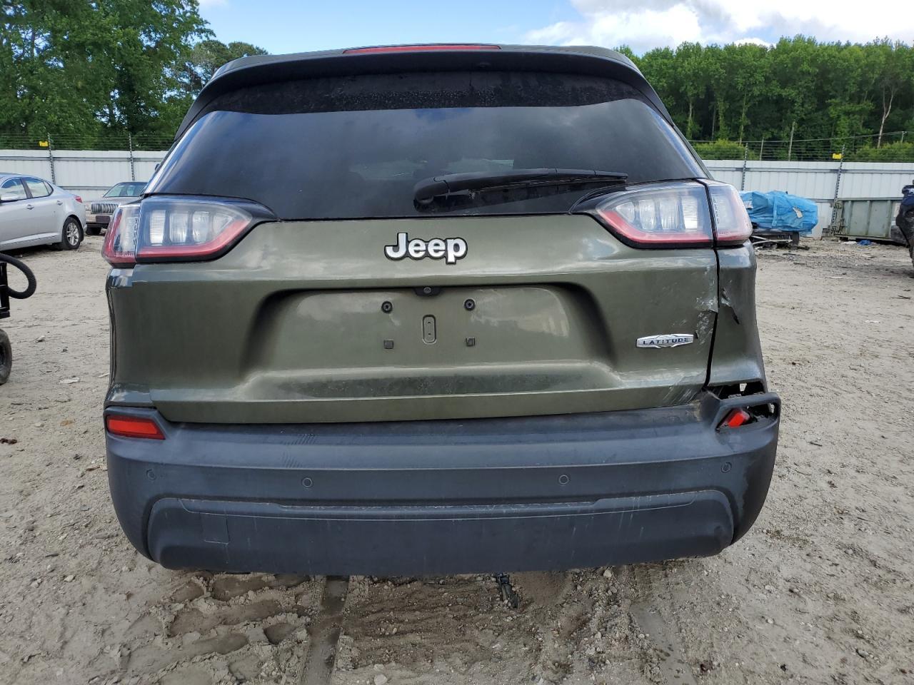 2019 Jeep Cherokee Latitude Plus - Image 6