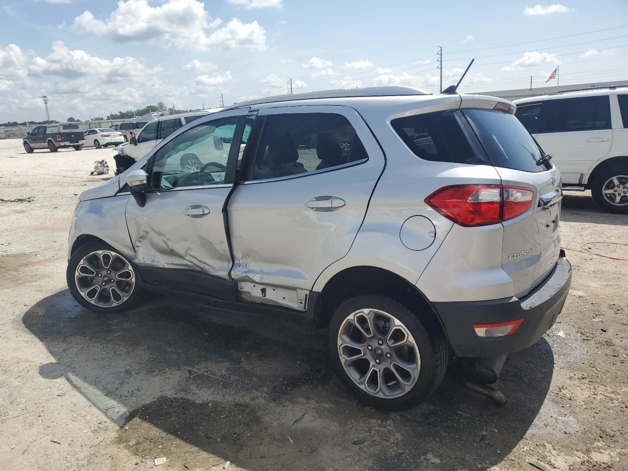 2021 Ford Ecosport Titanium - Фото 2