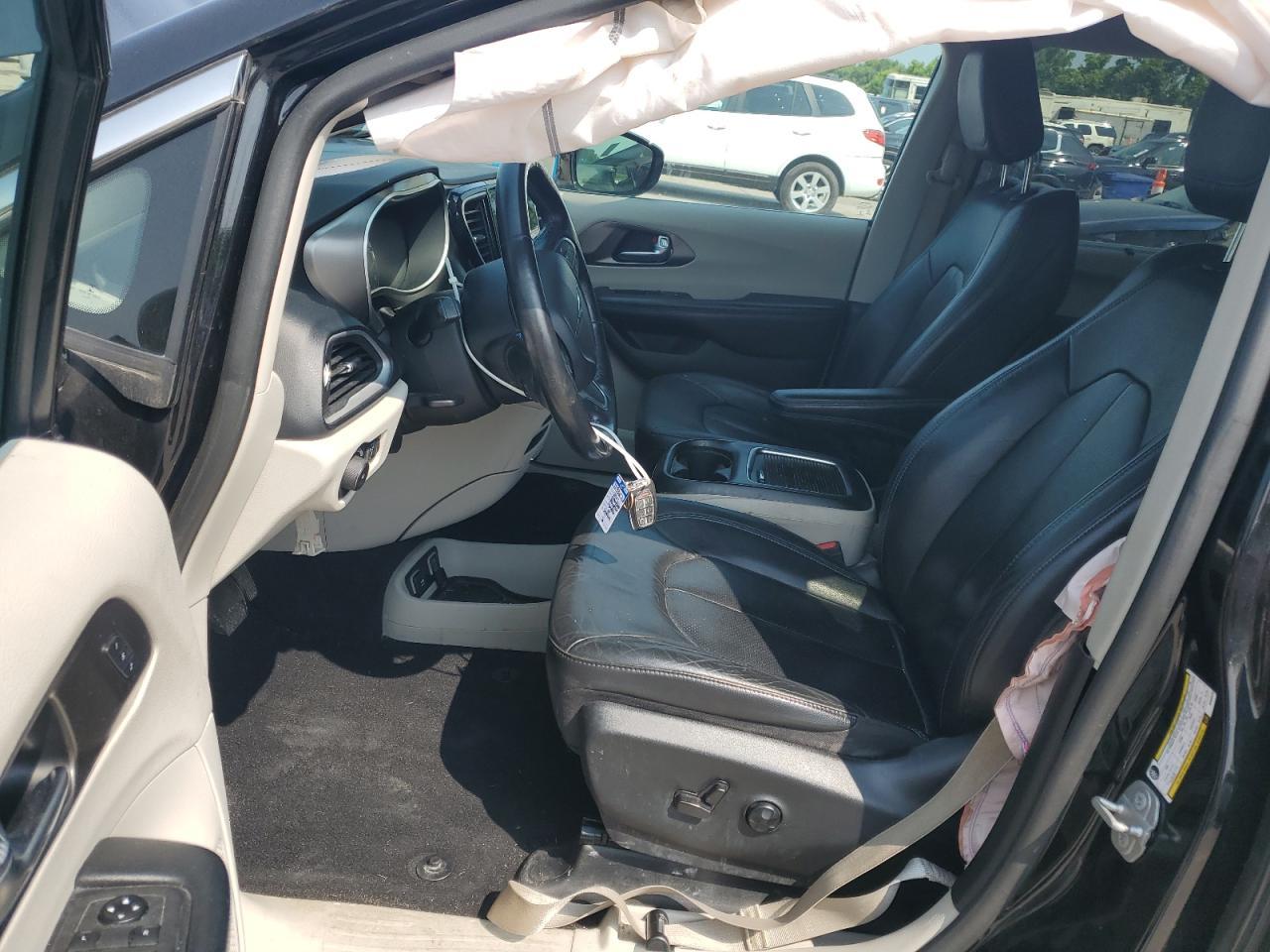 2021 Chrysler Pacifica Touring L - Фото 7