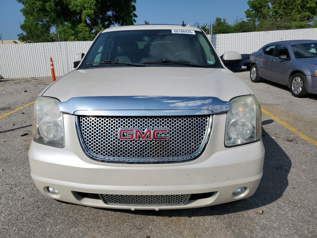 2011 GMC Yukon Denali - Фото 5
