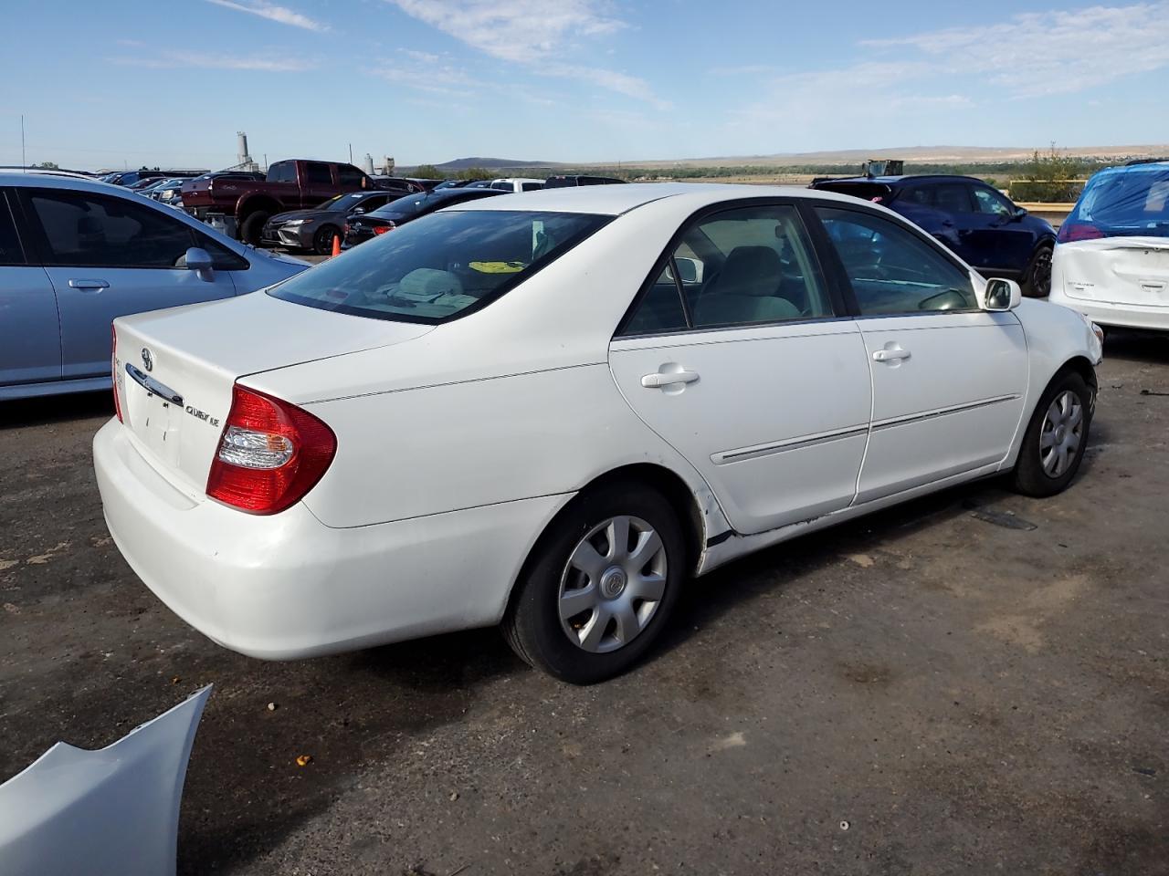 2004 Toyota Camry Le - Фото 3