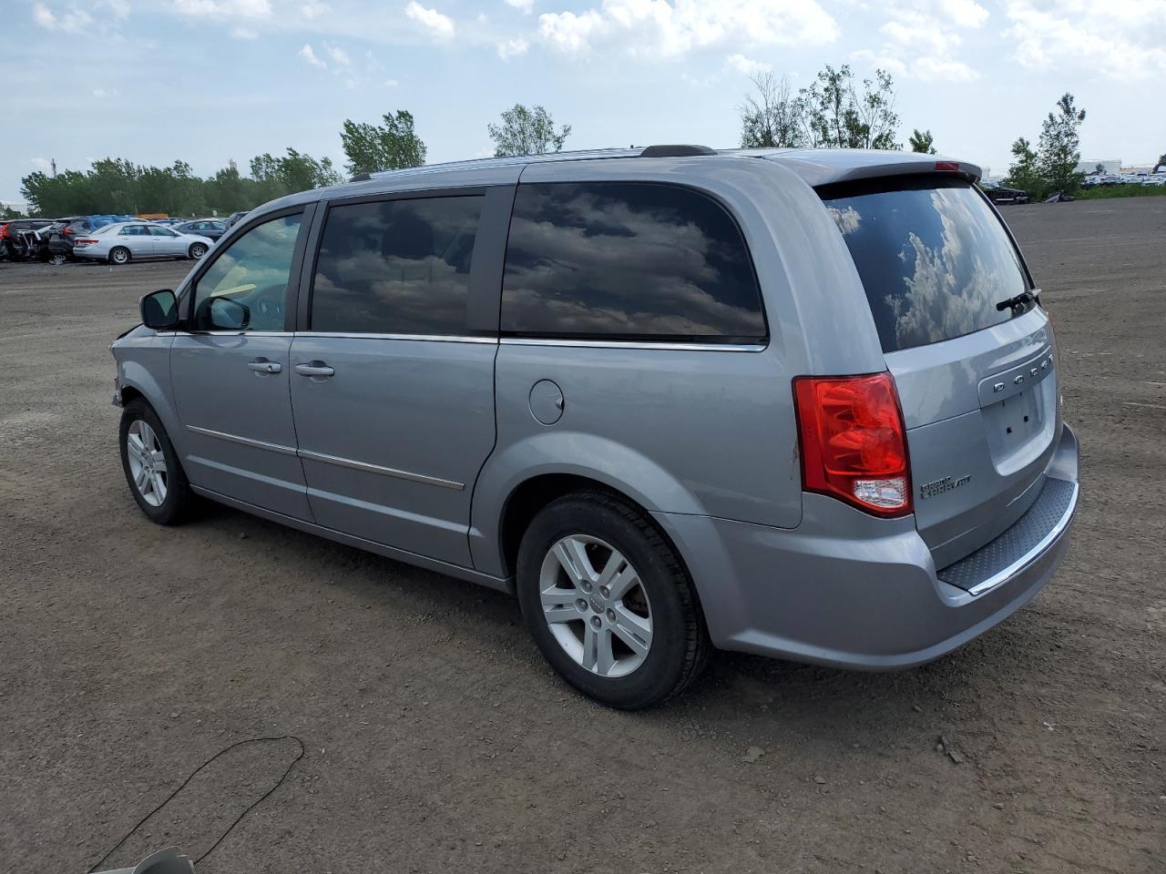 2015 Dodge Grand Caravan Crew - Image 2