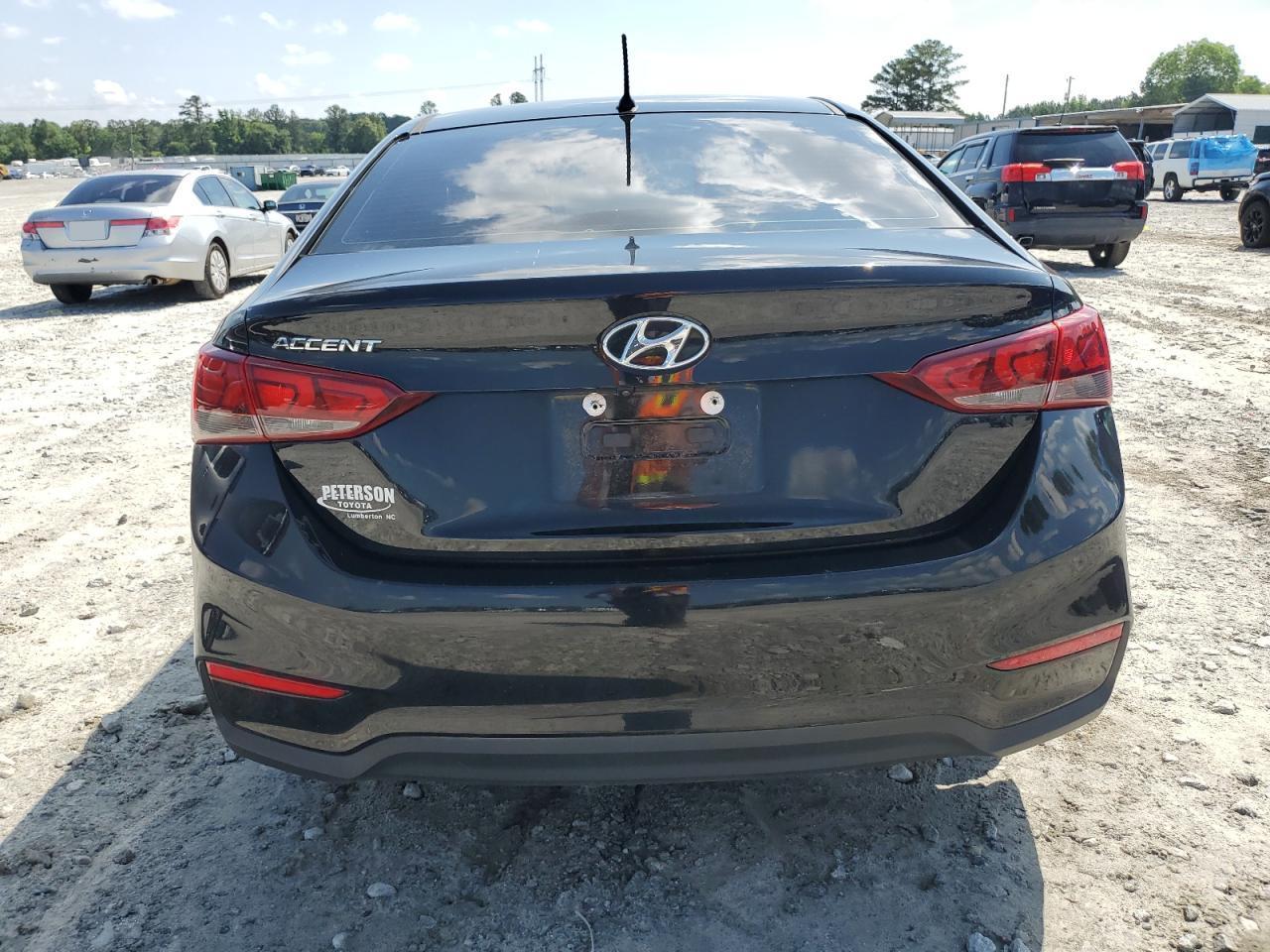 2021 Hyundai Accent Se - Фото 6