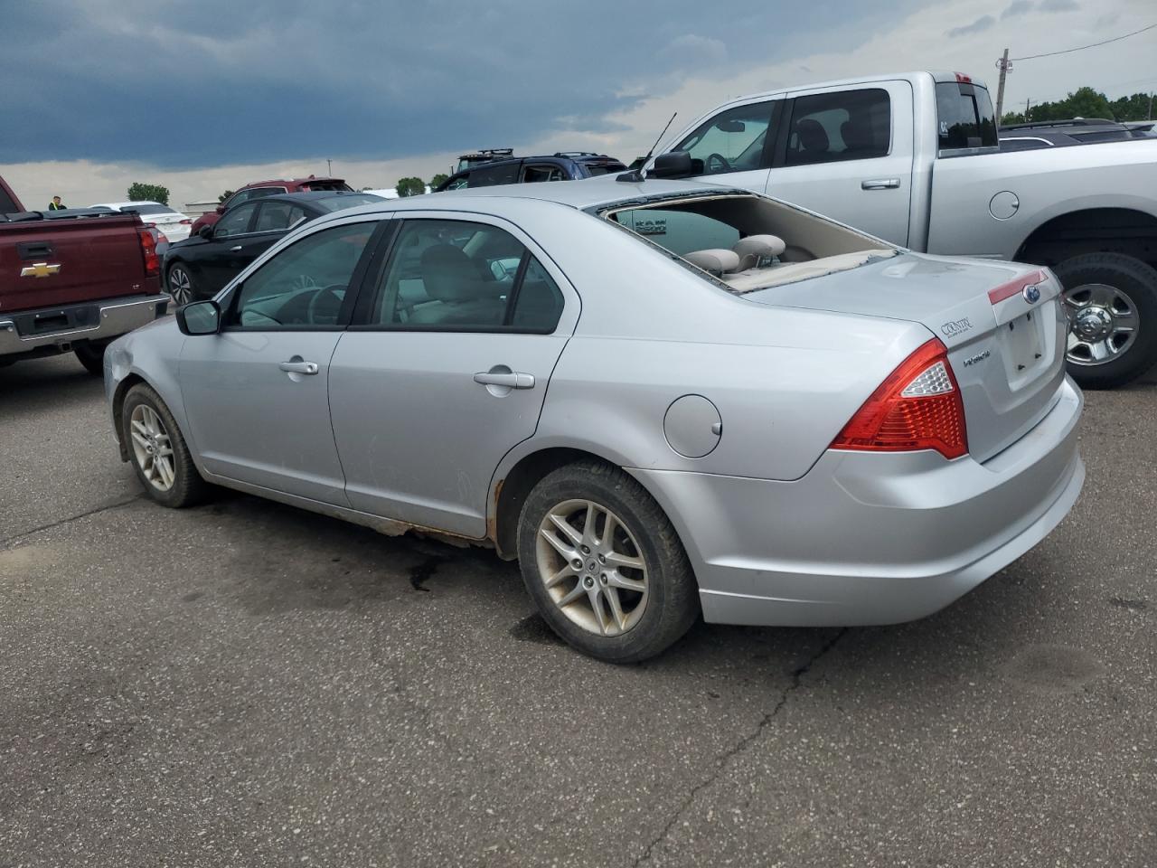 2010 Ford Fusion S - Фото 2