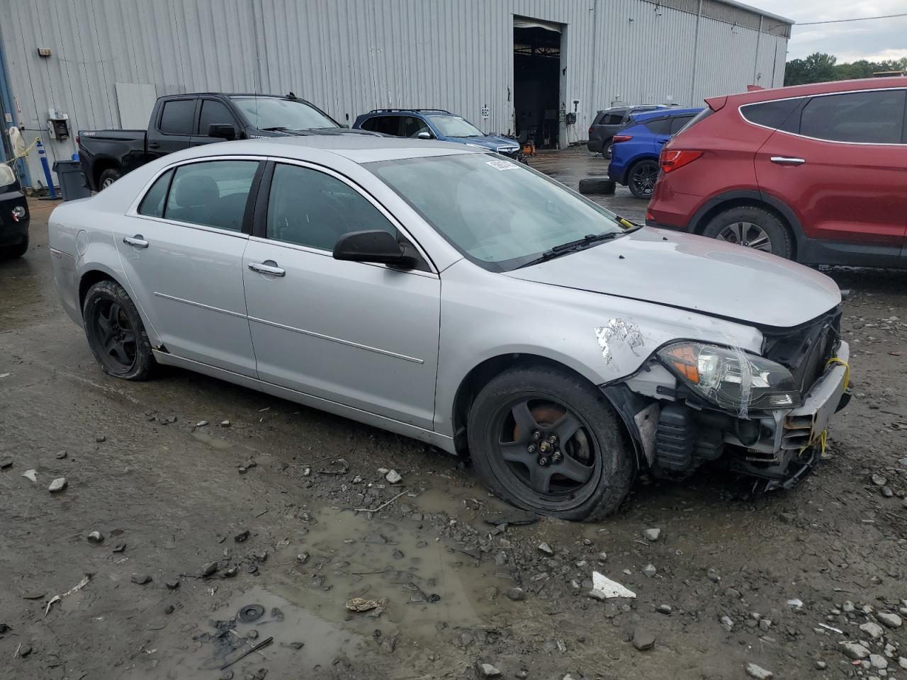 2011 Chevrolet Malibu Ls - Фото 4