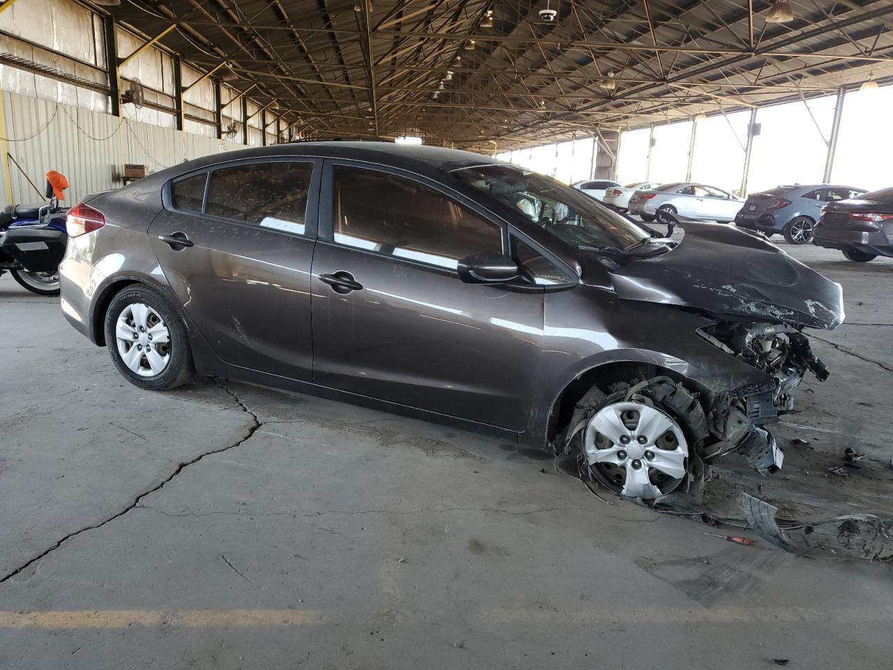 2017 Kia Forte Lx - Image 4