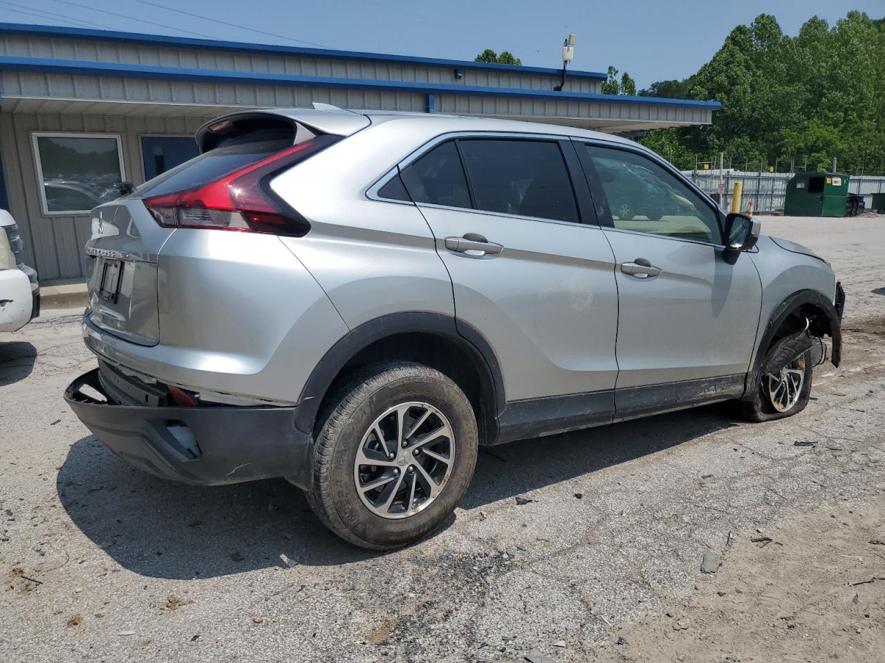 2024 Mitsubishi Eclipse Cross Es - Image 3