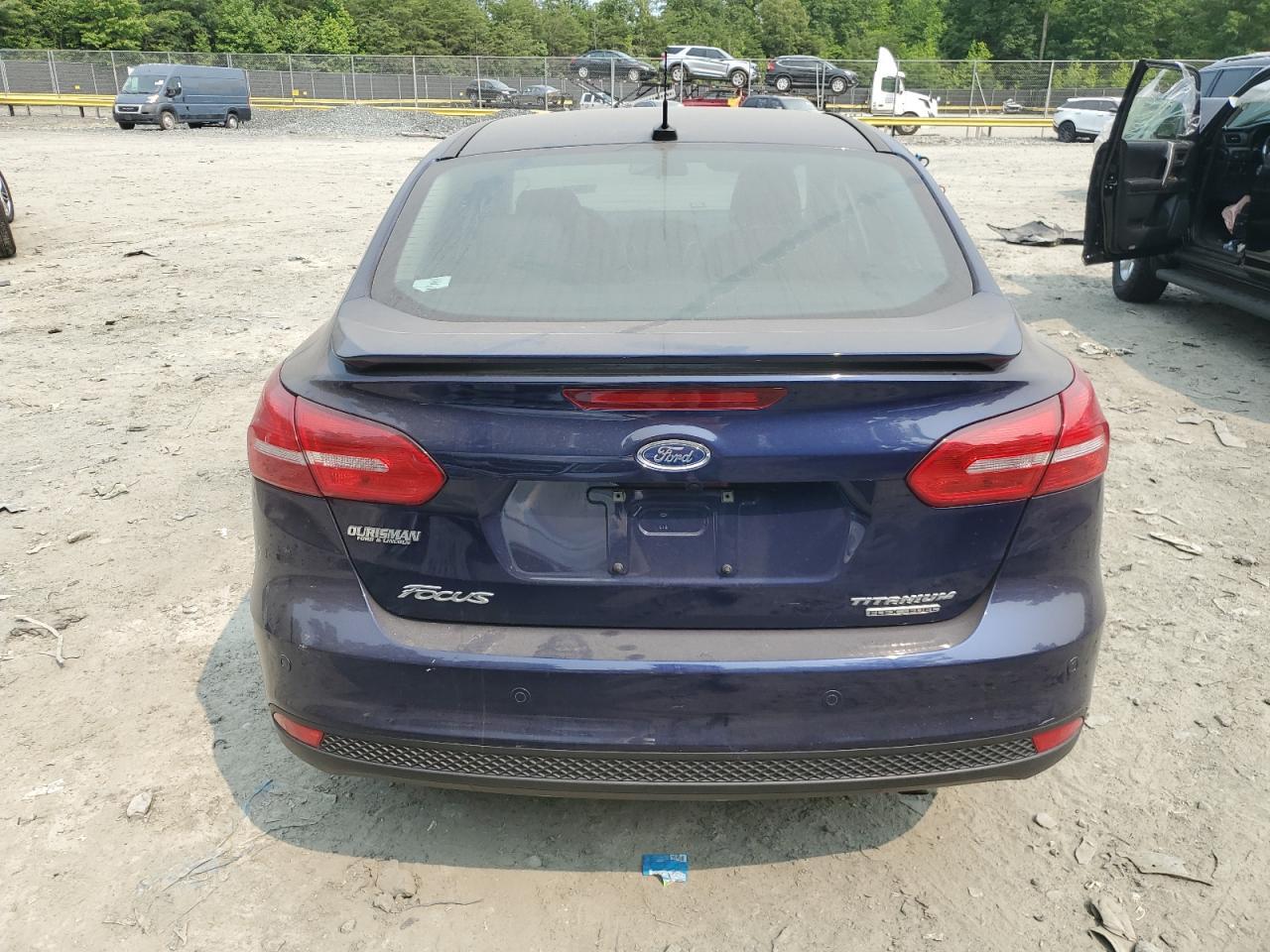 2017 Ford Focus Titanium - Фото 6