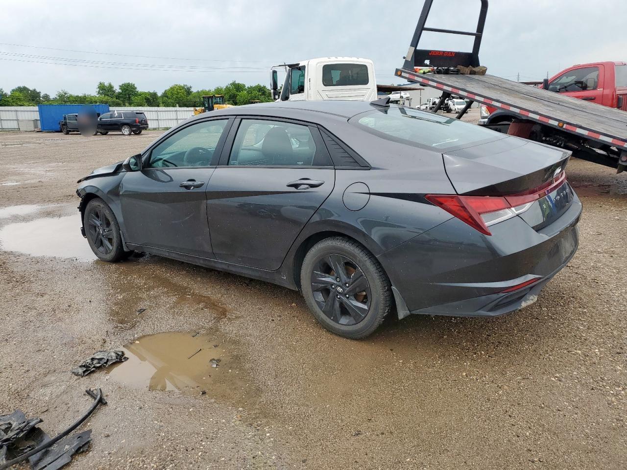 2023 Hyundai Elantra Sel - Image 2