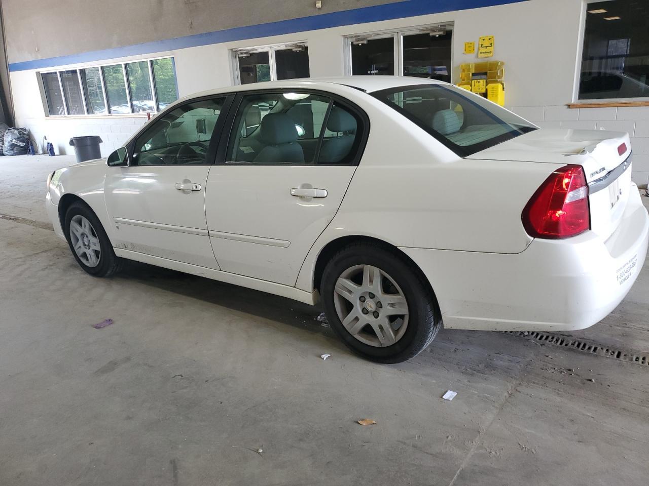 2008 Chevrolet Malibu Lt - Image 2