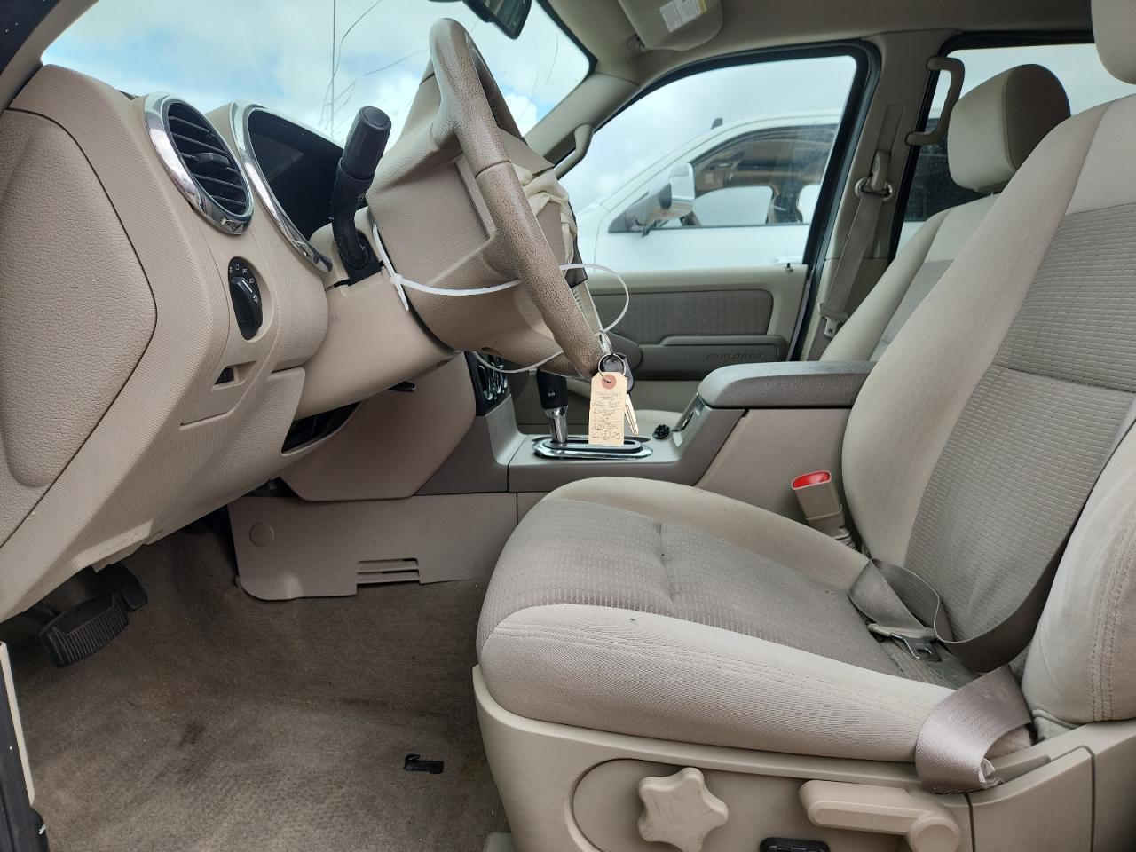 2006 Ford Explorer Xlt - Image 7