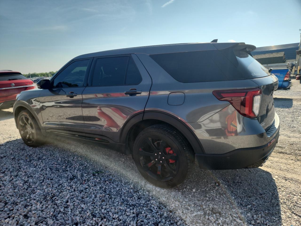 2021 Ford Explorer St - Image 2