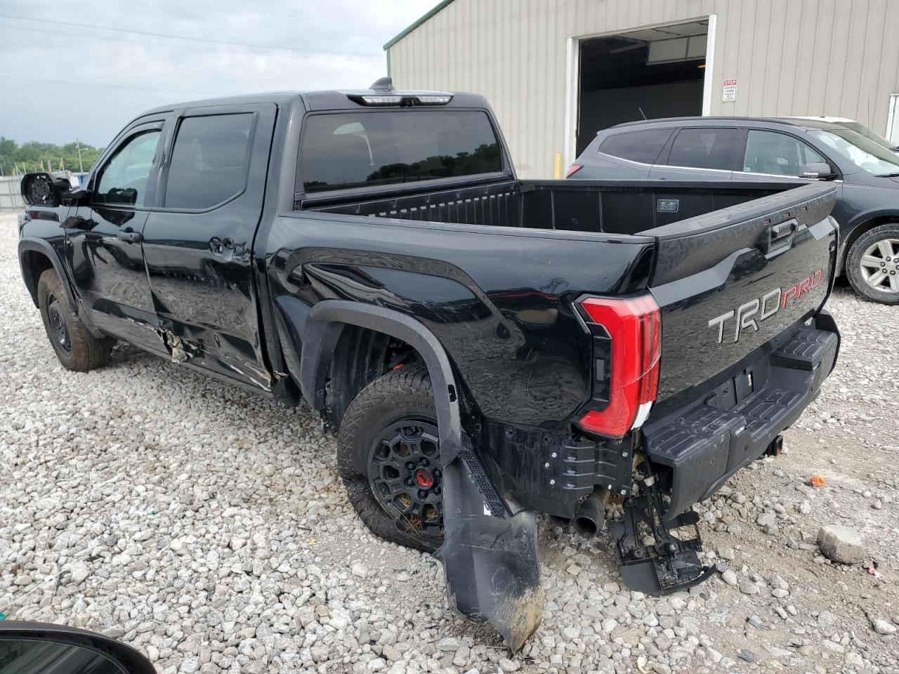 2023 Toyota Tundra Crewmax Limited - Image 2