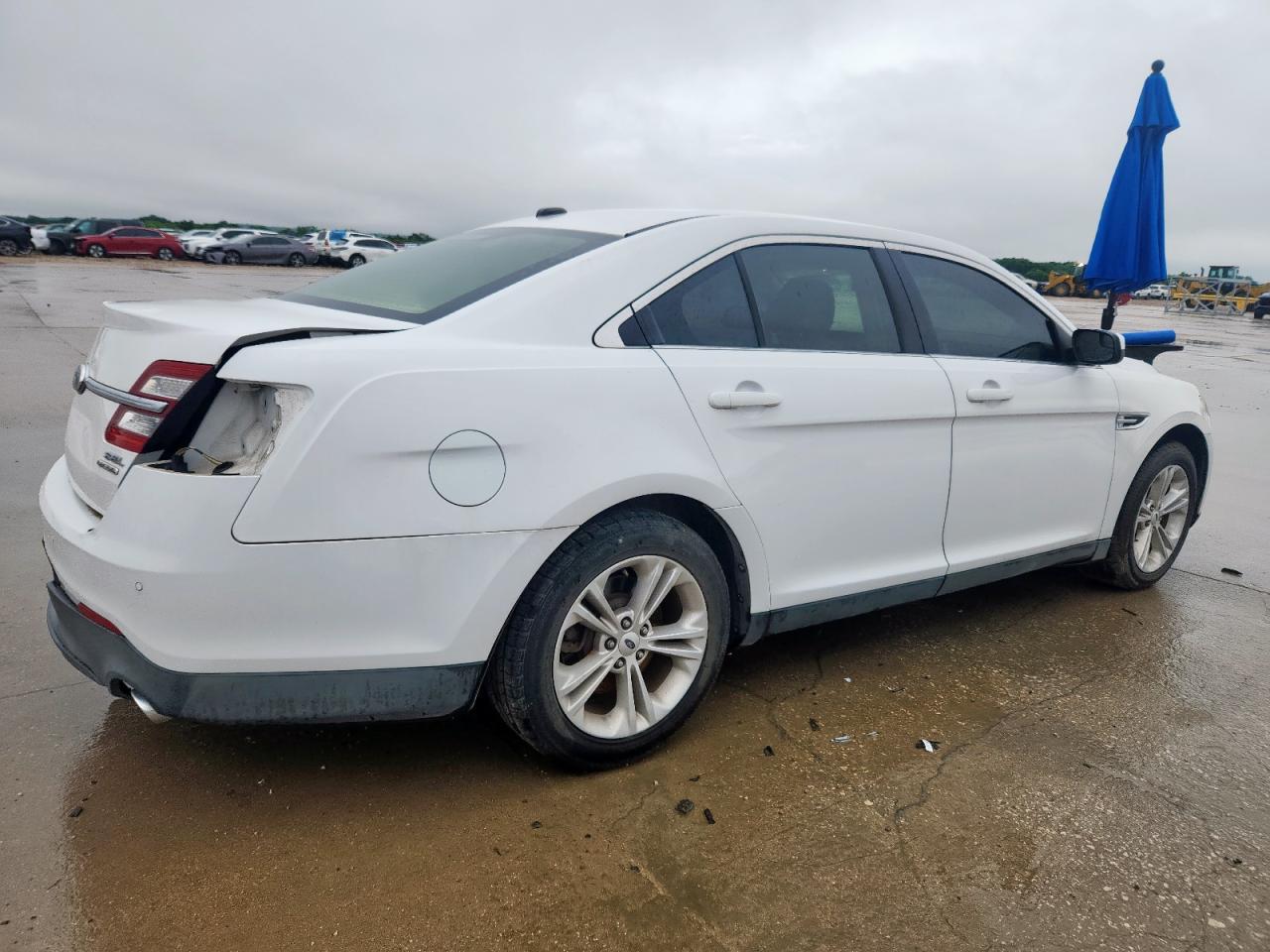 2013 Ford Taurus Sel - Image 3