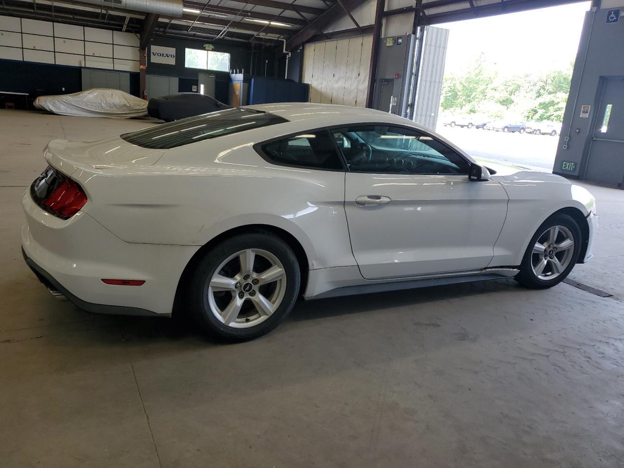 2018 Ford Mustang - Фото 3