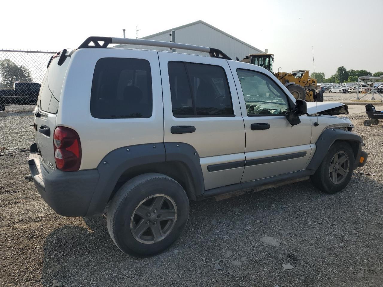 2006 Jeep Liberty Renegade - Image 3