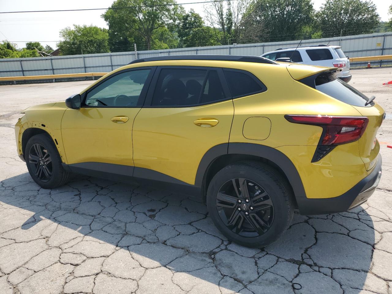 2024 Chevrolet Trax Activ - Фото 2