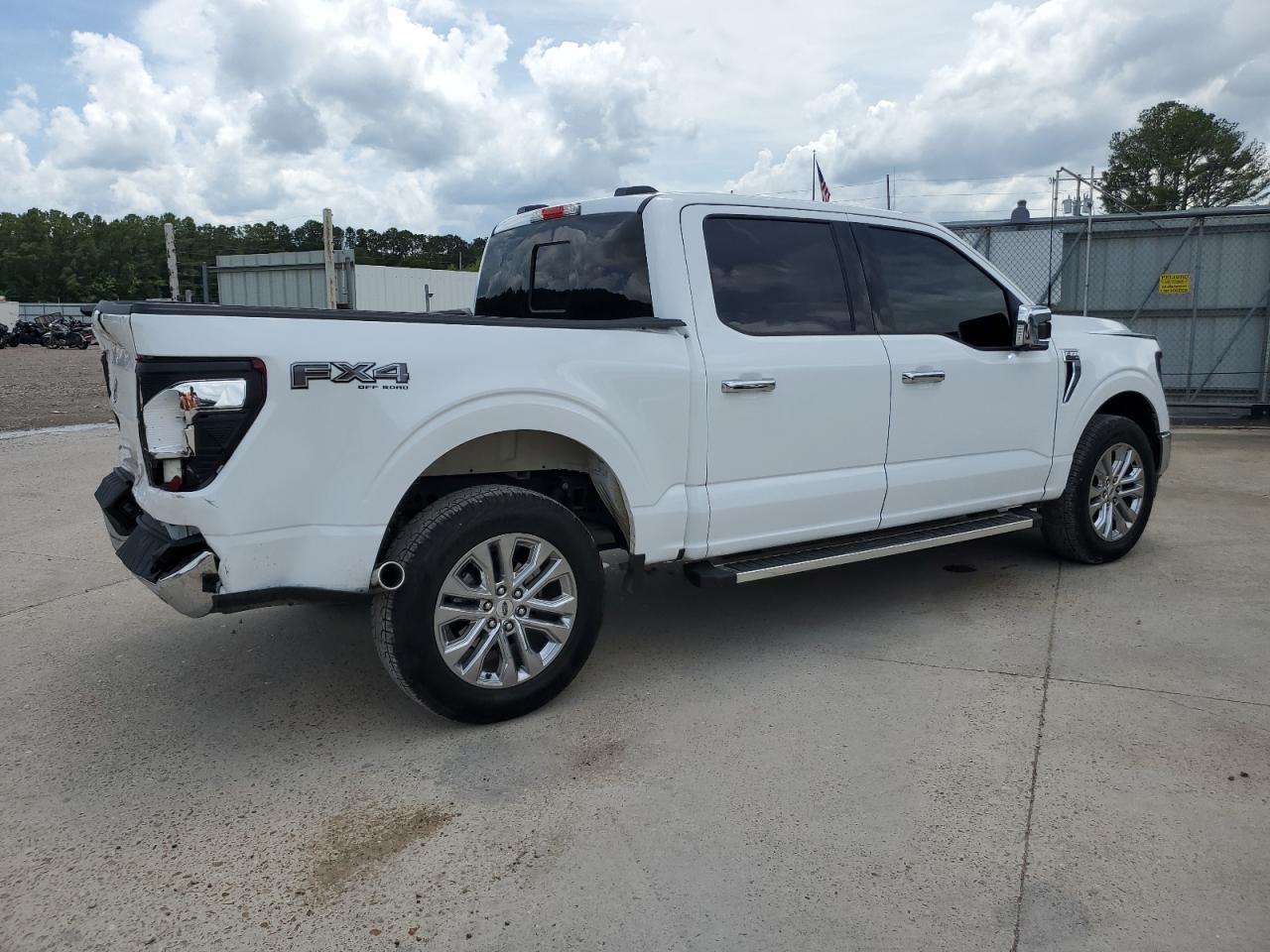 2024 Ford F150 Xlt - Фото 3