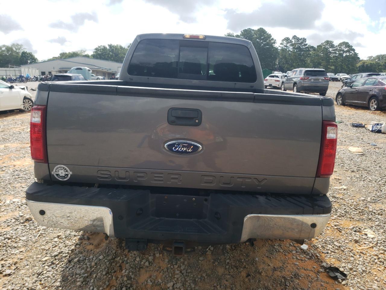 2011 Ford F250 Super Duty - Image 6