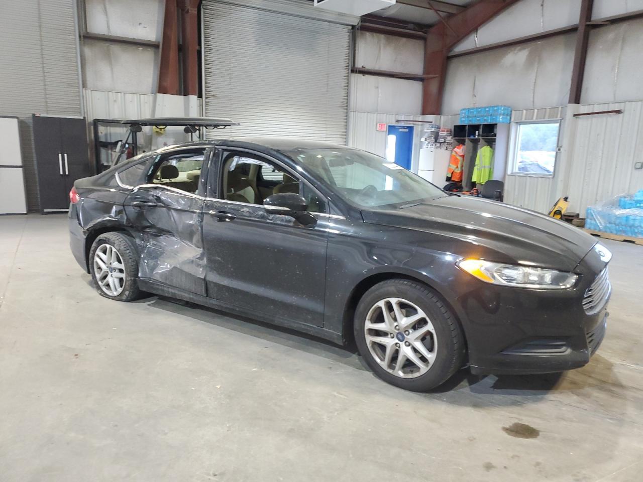 2014 Ford Fusion Se - Фото 4