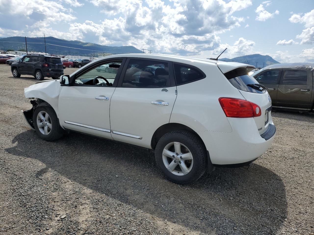 2013 Nissan Rogue S - Фото 2