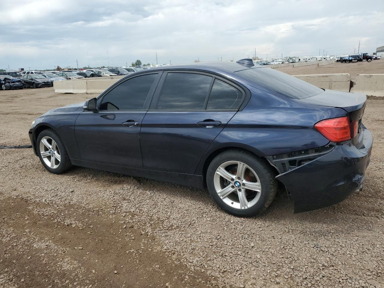 2013 BMW 328 Xi - Фото 2