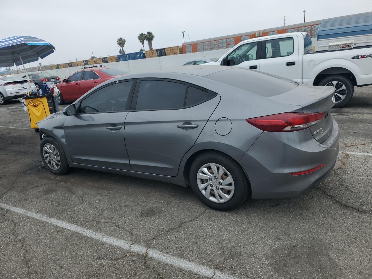 2018 Hyundai Elantra Se - Image 2