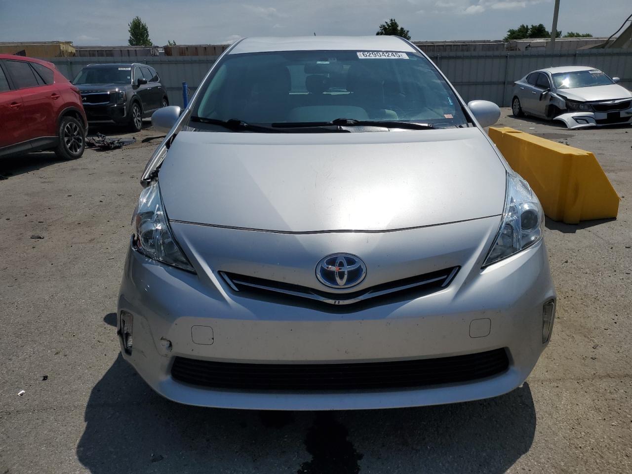 2012 Toyota Prius V - Image 5