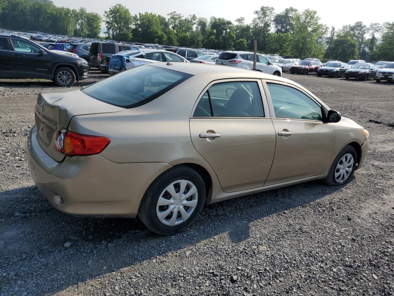 2010 Toyota Corolla Base - Фото 3