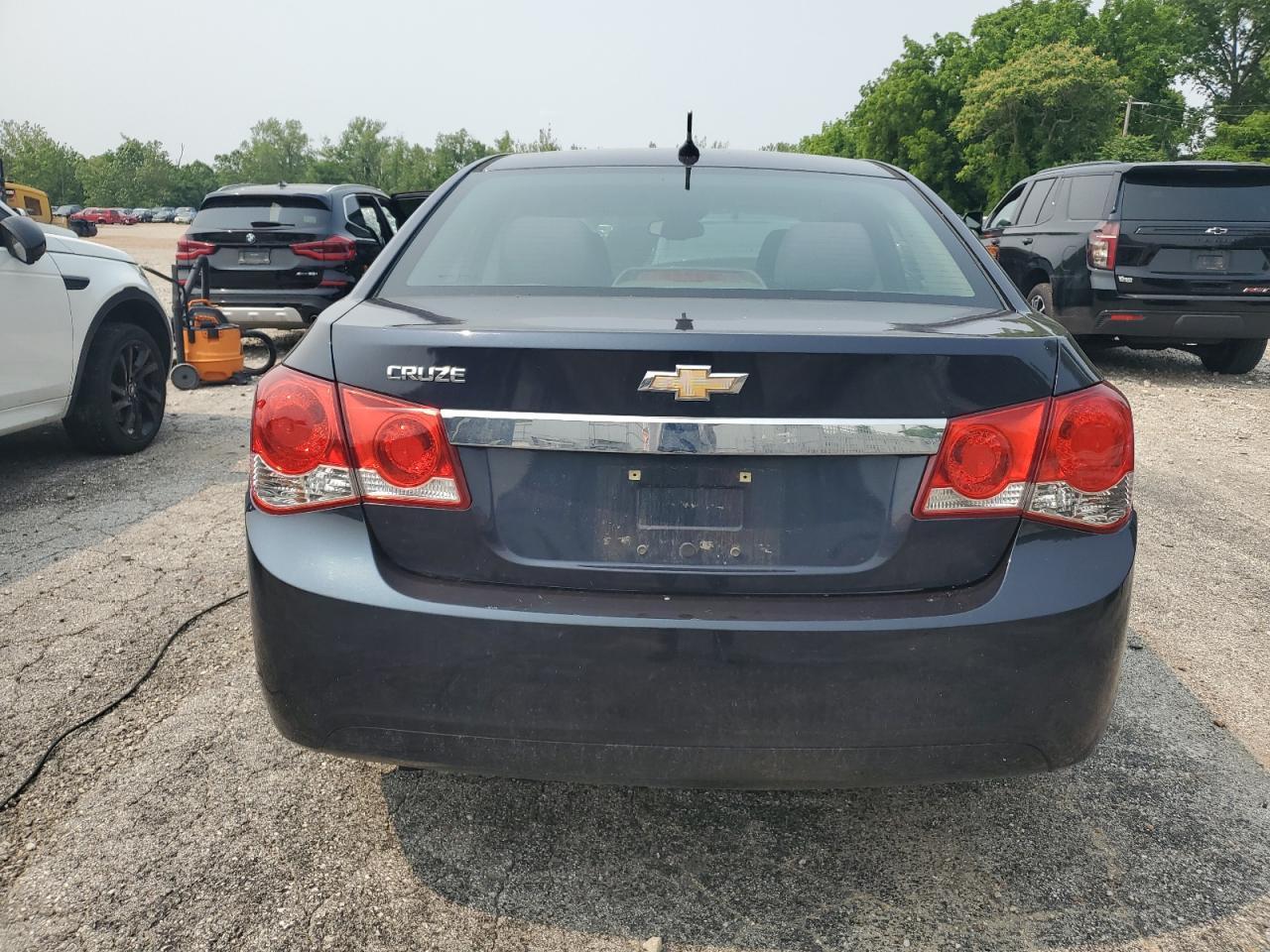 2014 Chevrolet Cruze Ls - Фото 6