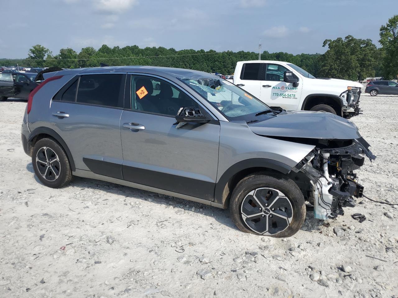 2023 Kia Niro Lx - Image 4
