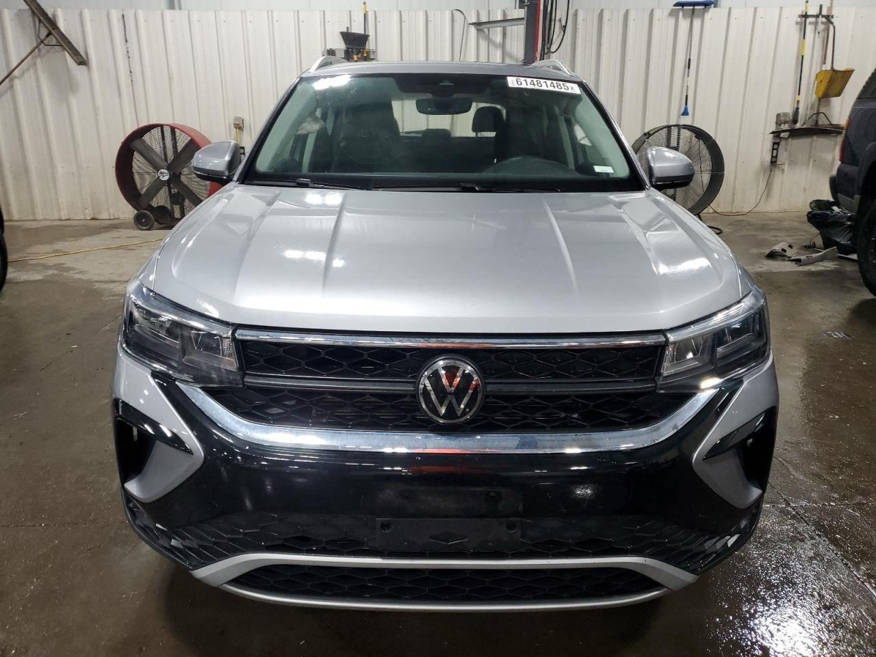 2023 Volkswagen Taos Se - Image 5
