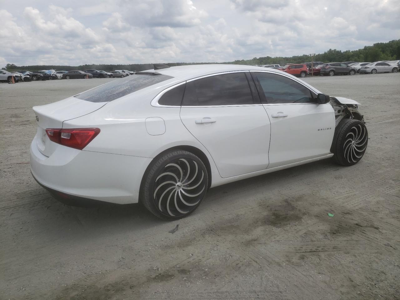 2019 Chevrolet Malibu Ls - Фото 3