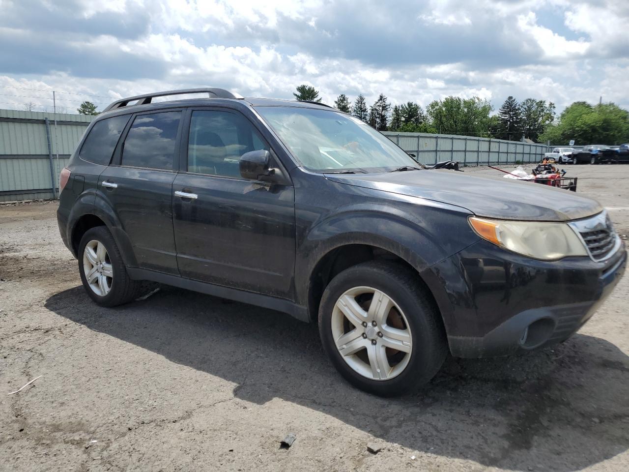 2010 Subaru Forester 2.5X Limited - Image 4