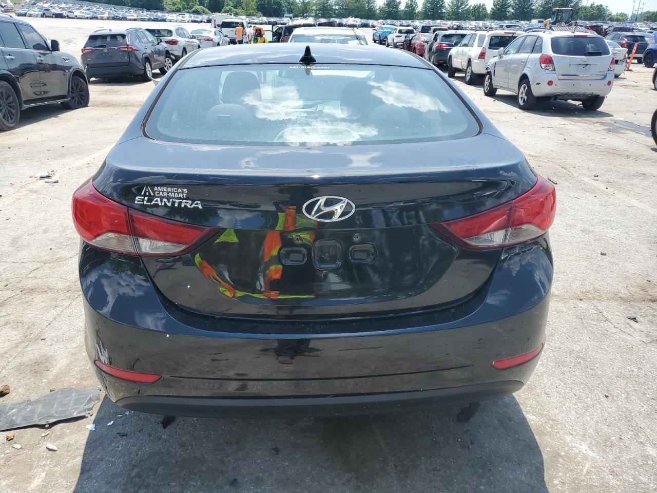 2015 Hyundai Elantra Se - Фото 6