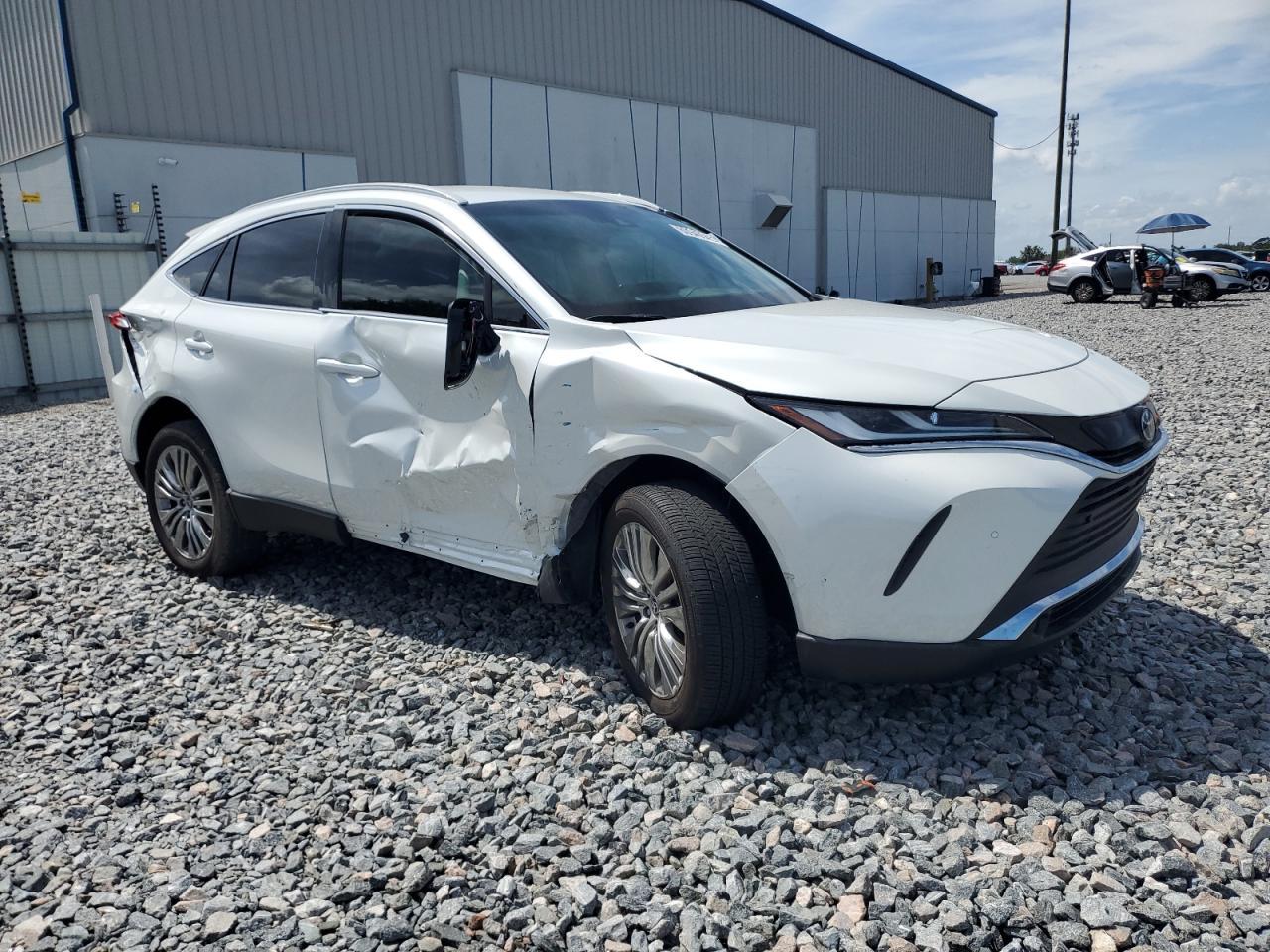 2023 Toyota Venza Le - Фото 4