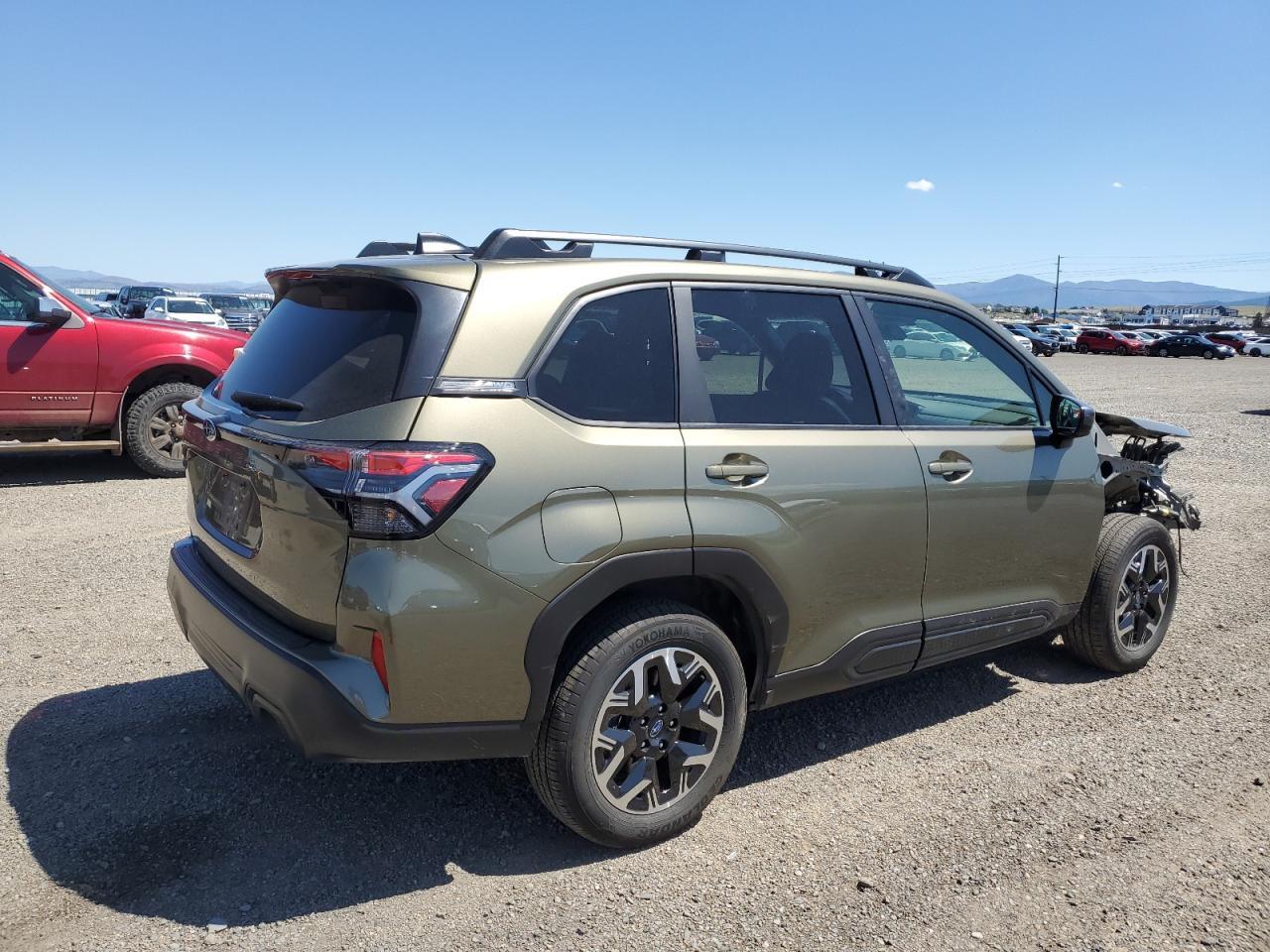 2025 Subaru Forester Premium - Image 3