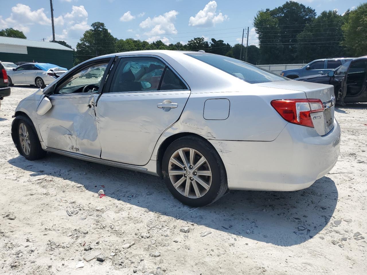 2014 Toyota Camry Xle - Фото 2