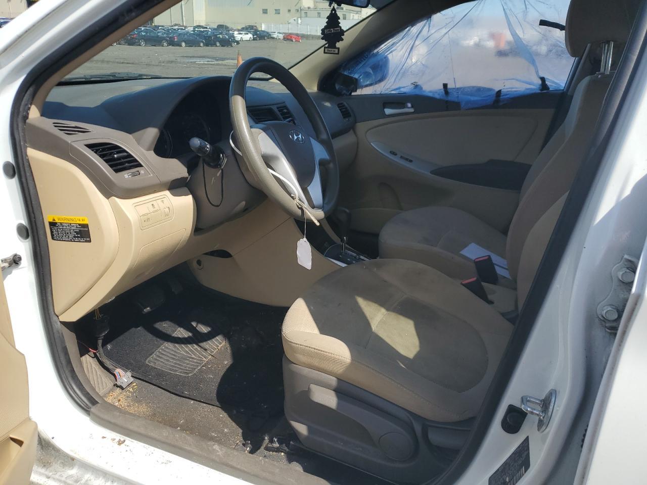 2013 Hyundai Accent Gls - Image 7