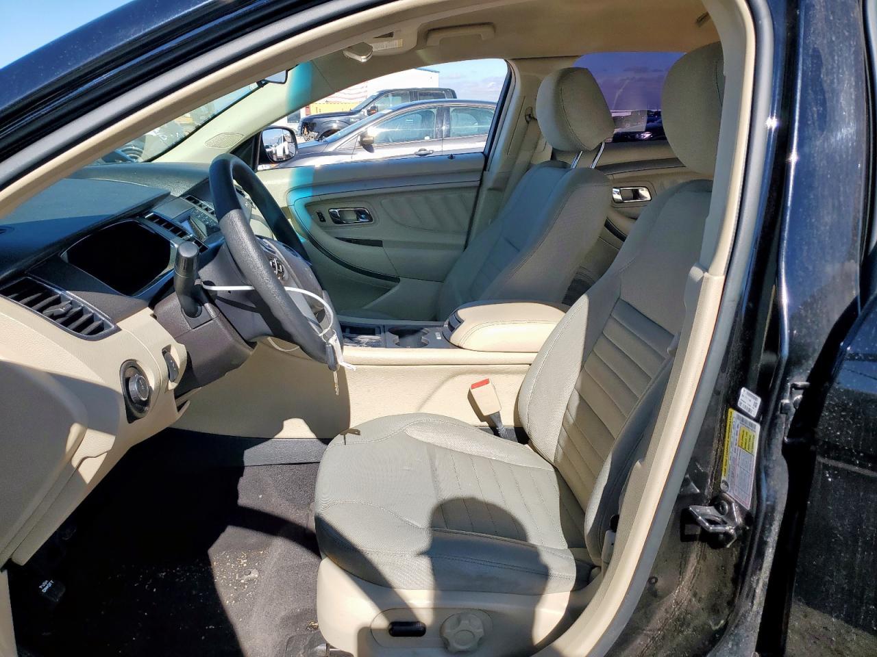 2017 Ford Taurus Se - Фото 7