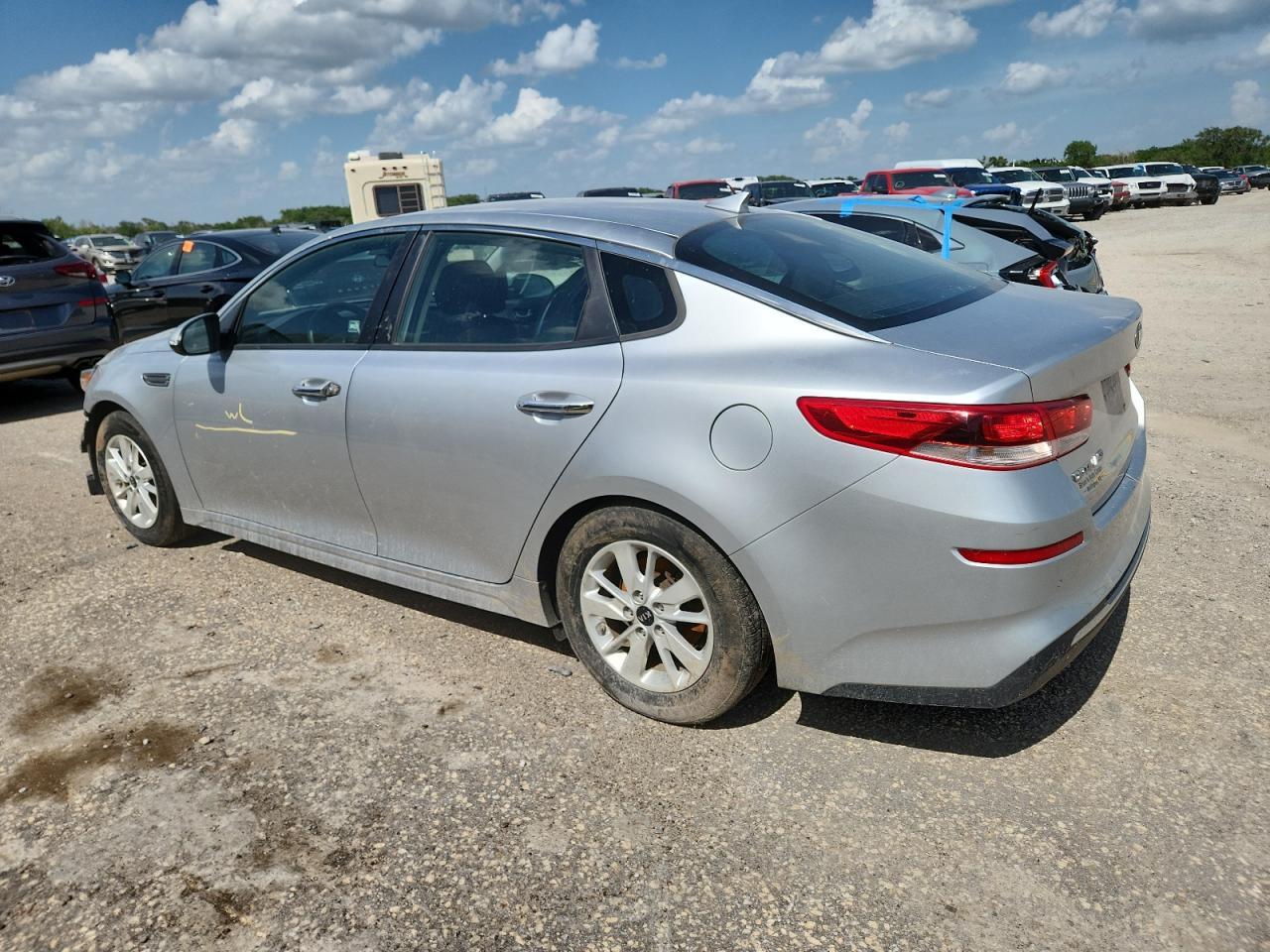 2019 Kia Optima Lx - Фото 2