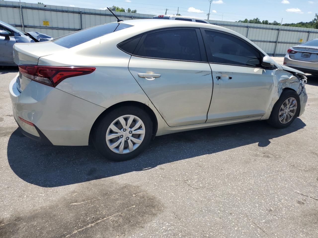 2018 Hyundai Accent Se - Фото 3