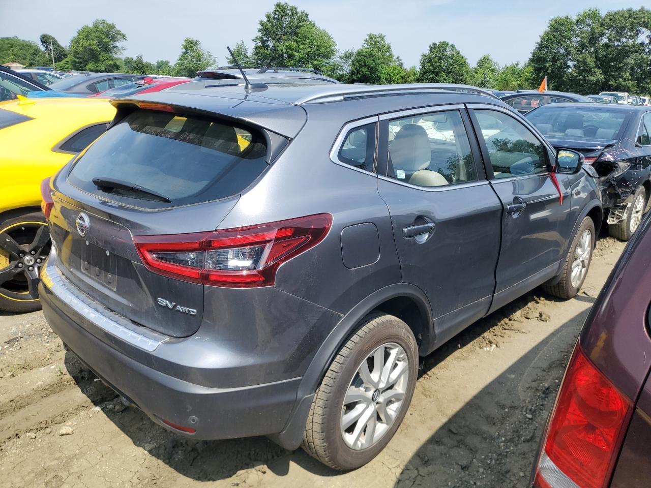 2020 Nissan Rogue Sport S - Фото 3