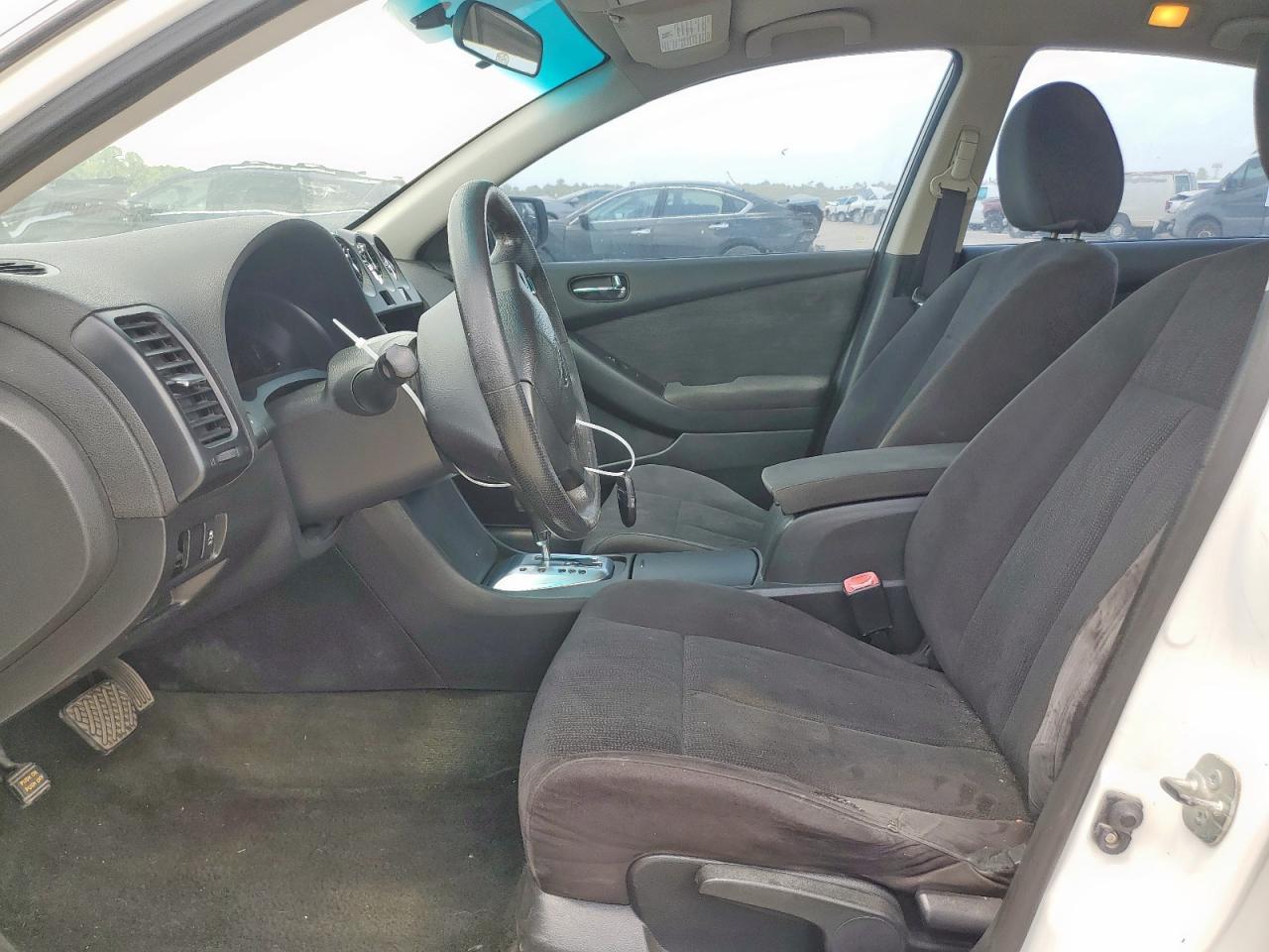 2012 Nissan Altima Base - Image 7