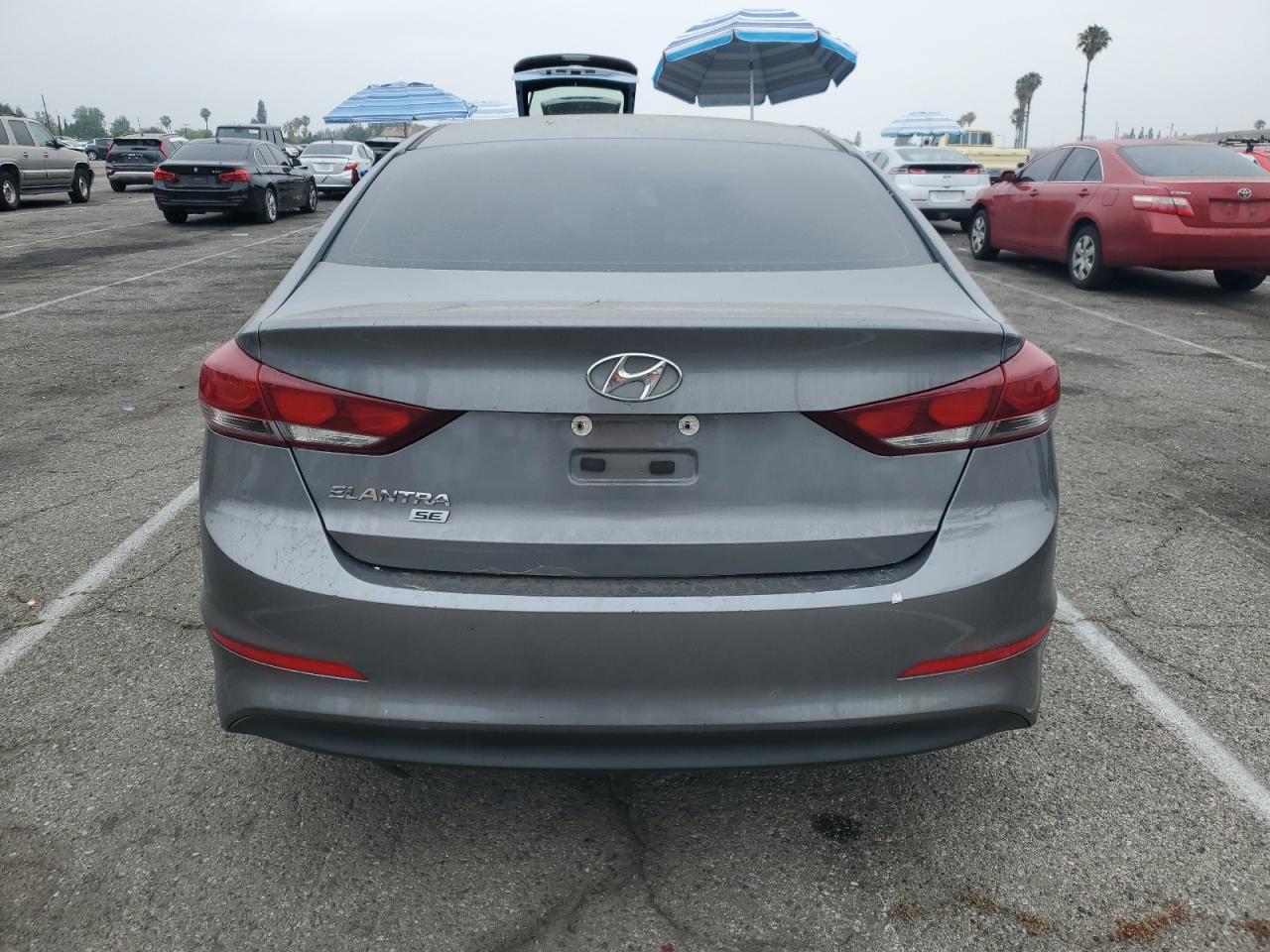 2018 Hyundai Elantra Se - Image 6