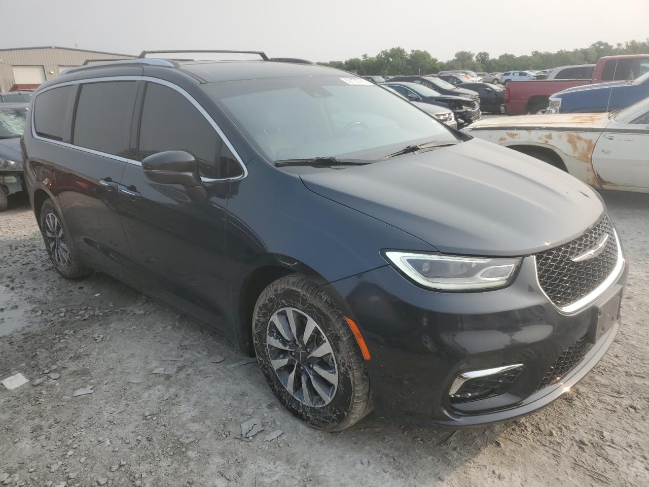 2021 Chrysler Pacifica Touring L - Фото 4