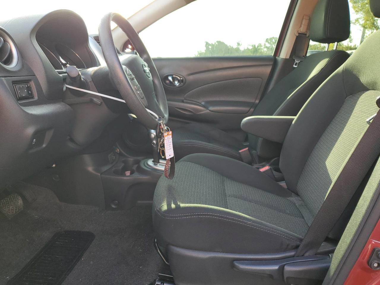 2019 Nissan Versa S - Фото 7