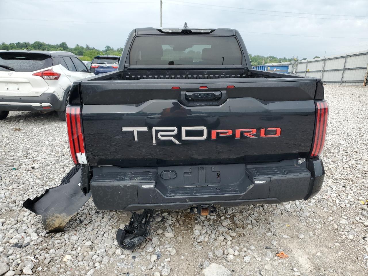 2023 Toyota Tundra Crewmax Limited - Image 6