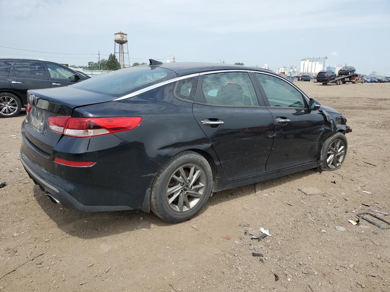 2019 Kia Optima Lx - Image 3