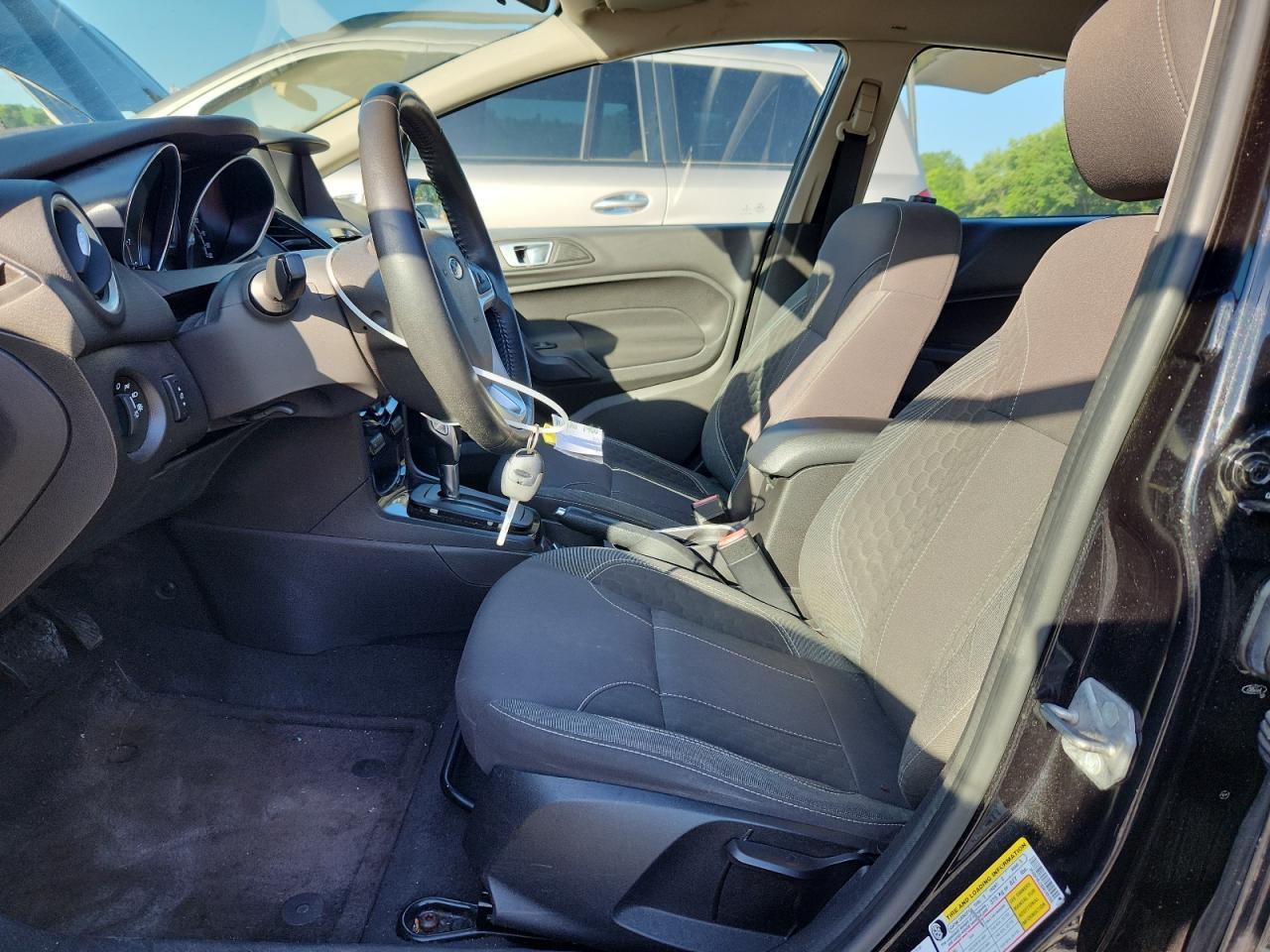 2014 Ford Fiesta Se - Image 7